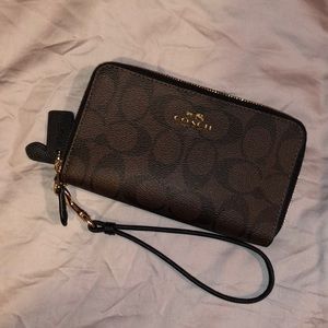 Coach wallet/wristlet